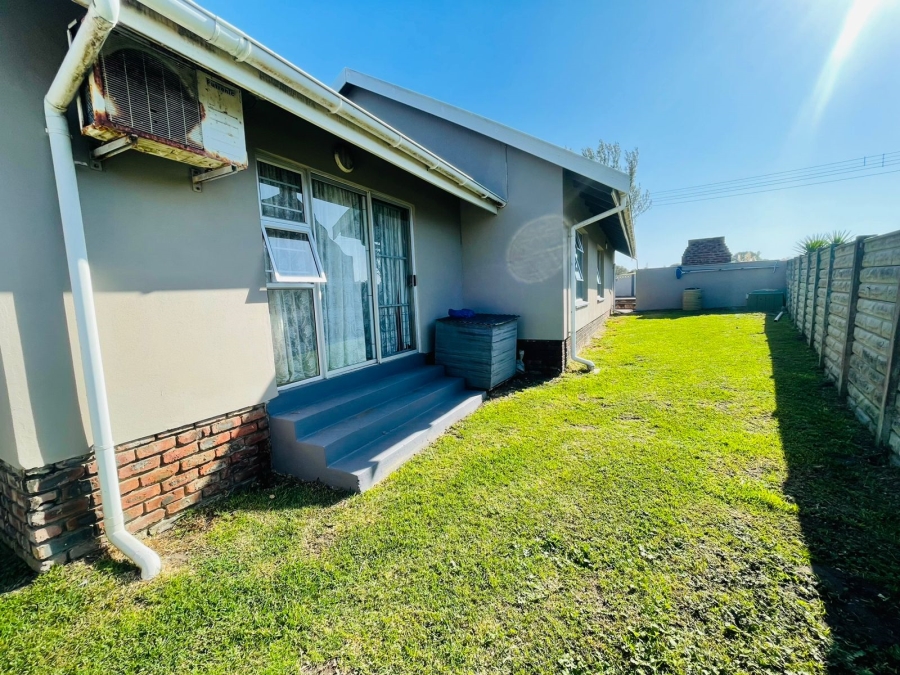 4 Bedroom Property for Sale in Gonubie Eastern Cape